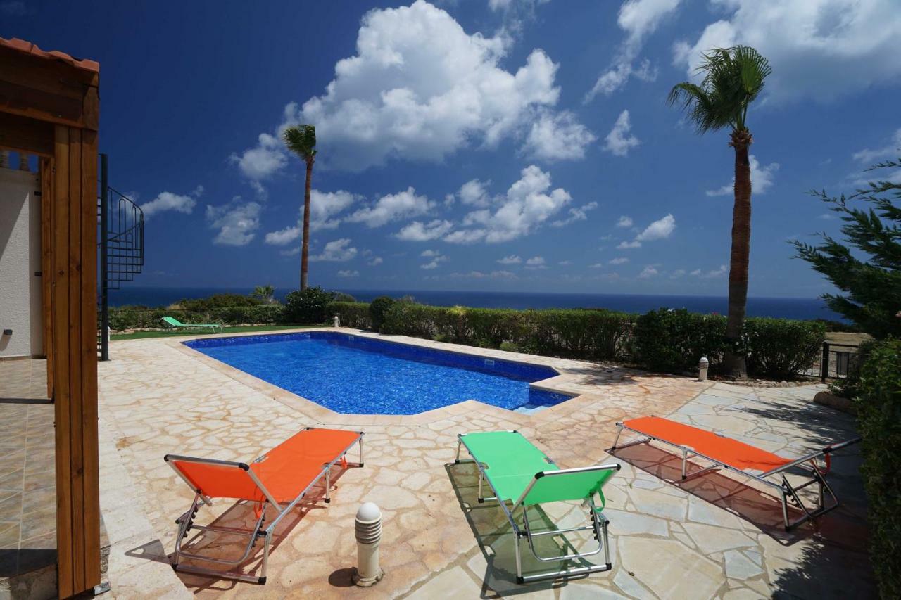 Unforgettable Family Escape - Cliffside Villa With Panoramic Sea Views And Kid-Friendly Private Pool Pissouri Exteriör bild